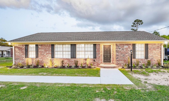 Florida Panhandle House | Newly renovated house near beautiful sandy beaches