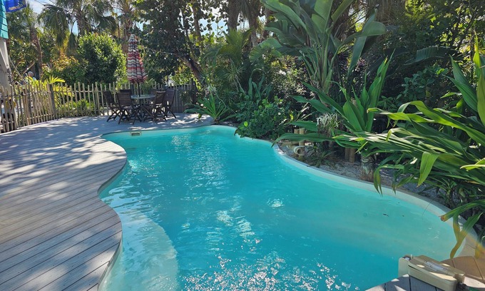 North Captiva House | Newly Renovated Island Pool Homen
