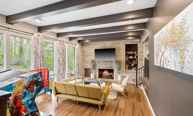 Southwest Raleigh House | Newly Renovated Midcentury Home is 4acres with Pond view near Dixie Park