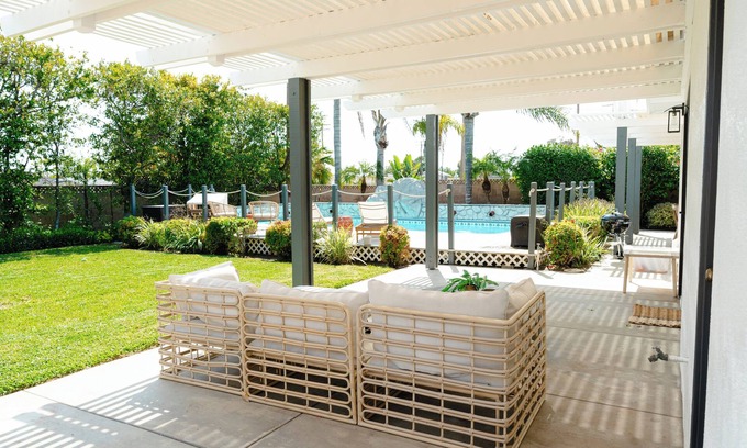 Southeast Anaheim House | Newly Renovated! Modern! Pool! Mins to Disney!