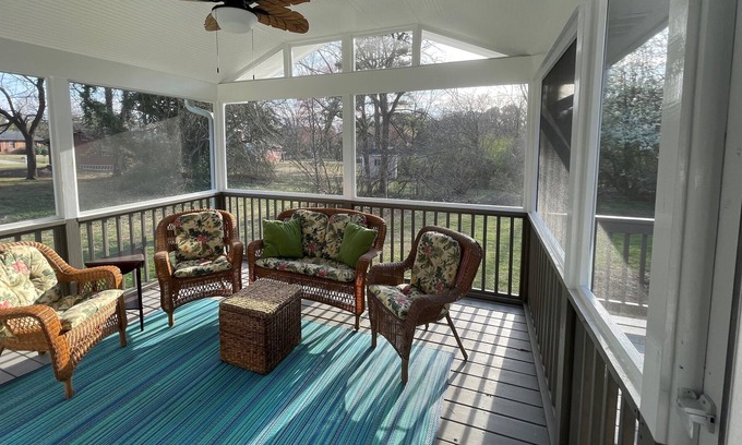 East Raleigh House | Newly Renovated, Serene Neighborhood