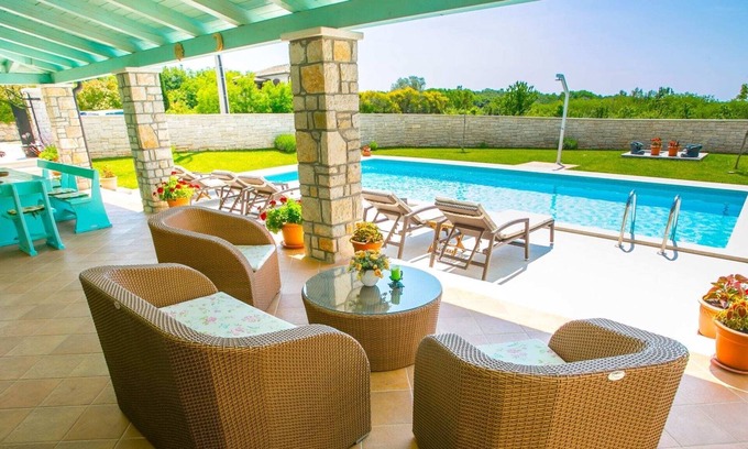 Radetici Cottage | Newly renovated stone villa with pool and large property ideal for 10 people