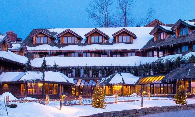 Moscow Cottage | Newly renovated Trapp Family Lodge 2-bedroom Guest House-available Dec 6th-13th