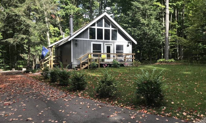 Harbor Springs House | Newly renovated home in Harbor Springs is perfect for your ski, or beach getaway