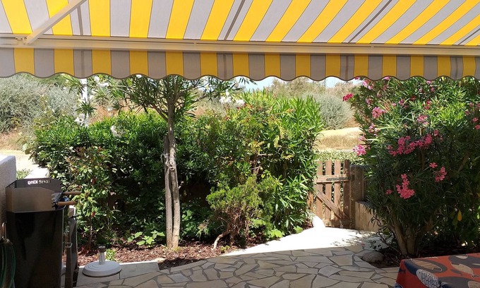 Portiragnes-Plage House | Newly renovated vacation home with conservatory only 250 meters to the beach.