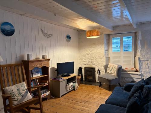 Newlyn House | Newlyn Harbour Cottage