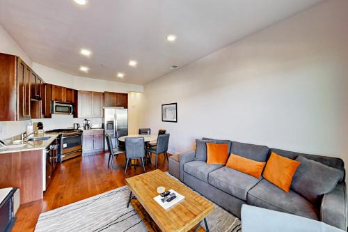 Kimball Junction Apartment | Newpark Terraces 24