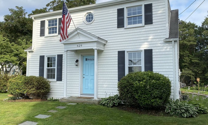 Newport East House | Newport-Aquidneck Island Getaway