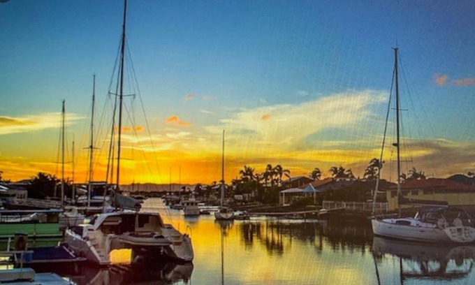 Newport House | Newport Canal - Waterways, Boat Parking, Yachts High Mast,