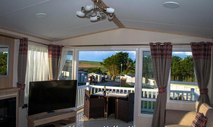Newquay Resort | Newquay Valley View