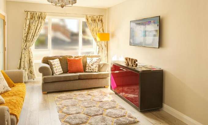 Newry House | NewryView