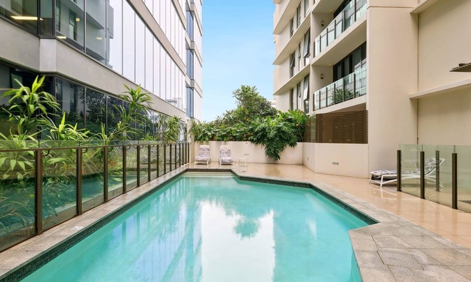 Newstead Apartment | Newstead City Haven Sleep 4