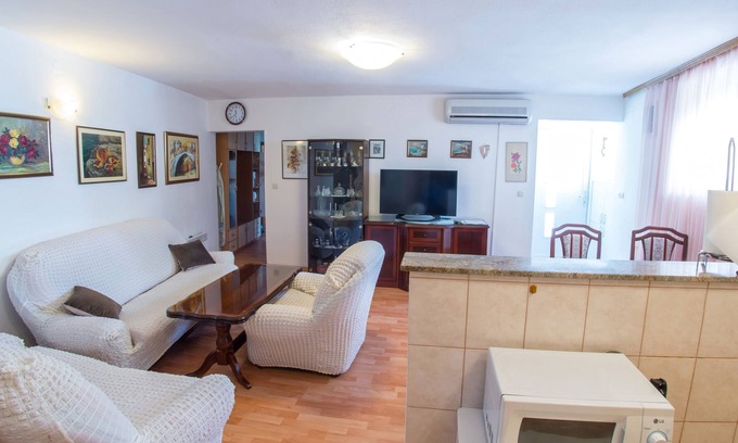 Mostar Old Town Apartment | Next to the Old Bridge Apartments 2