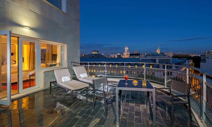 Cortes Hotel | NH Collection Madrid Suecia