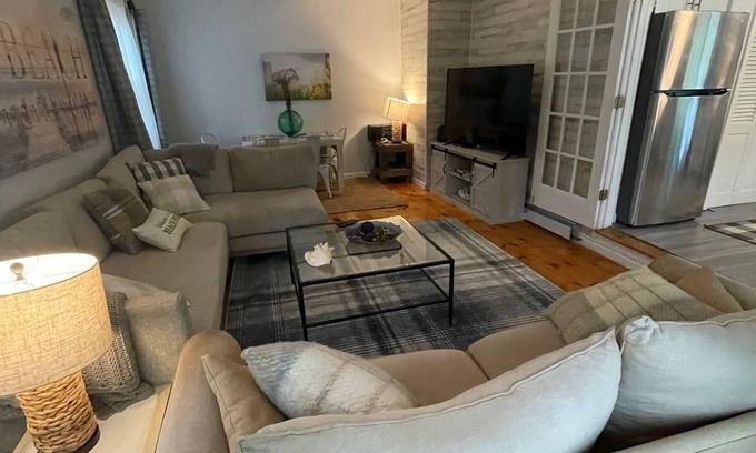 Harwich Port House | nHARWICH PORT SPECIAL PLACE inquire about long-term