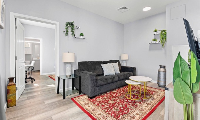 Everett Apartment | Nice 1BR Near Encore Boston 9285