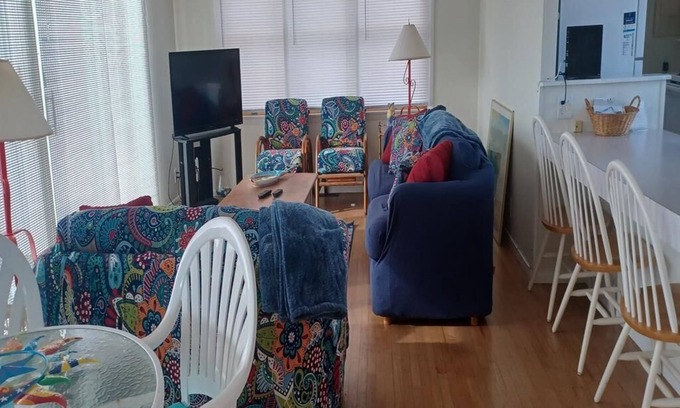 Loveladies House | Nice 3 bedroom lagoon front home
