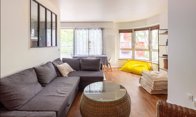 Billancourt–Rives de Seine Apartment | Nice 50m² located near Paris