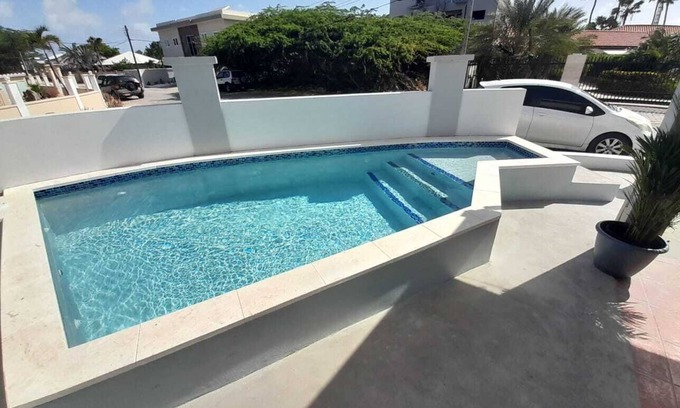 Opal Apartment | Nice and modern apartment near Palm Beach