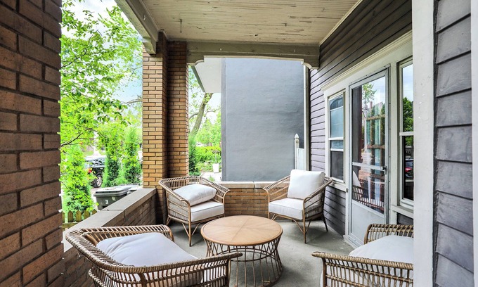 Old Northside Apartment | Nice and Quiet Apartment, 5 min from Bottleworks and Mass Ave!