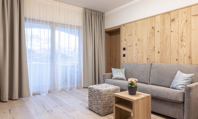 Reith bei Kitzbuehel Apartment | Nice apartment for 6 people with hot tub, WIFI, TV, balcony and parking