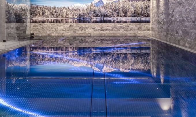 Kirchberg in Tirol Apartment | Nice apartment for 4 guests with pool, WIFI, TV and terrace