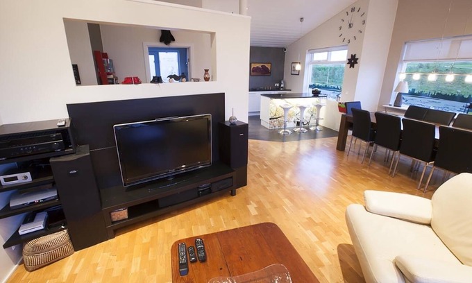 Kopavogur Apartment | Nice apartment close to Reykjavík
