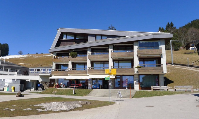 Rigi Kaltbad Apartment | Nice apartment for 3 guests with WIFI, TV, balcony and panoramic view