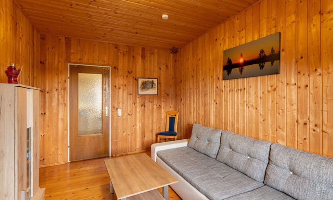 Albeck Apartment | Nice apartment for 14 guests with WIFI, TV and patio