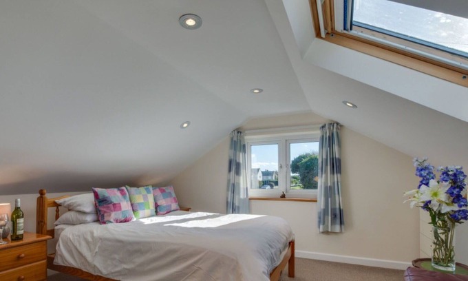 St Merryn Apartment | Nice apartment for 2 people with TV, patio and parking