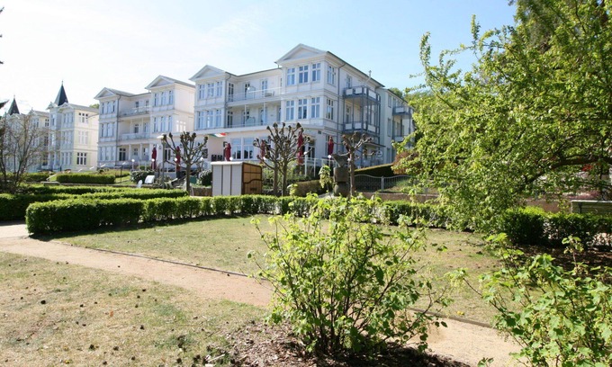 Ostvorpommern Apartment | Nice apartment for 3 people with WIFI, TV, balcony and parking