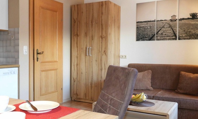 Spiss Apartment | Nice apartment for 4 people with WIFI, TV, balcony and parking