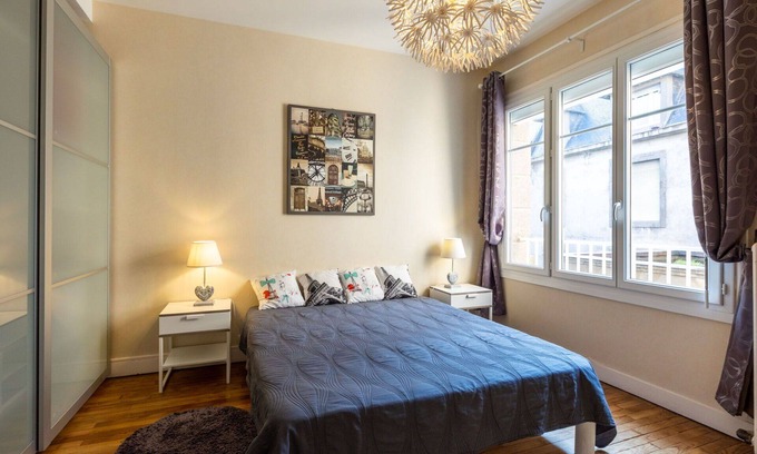 Ille-et-Vilaine Apartment | Nice apartment for 5 guests with TV and parking