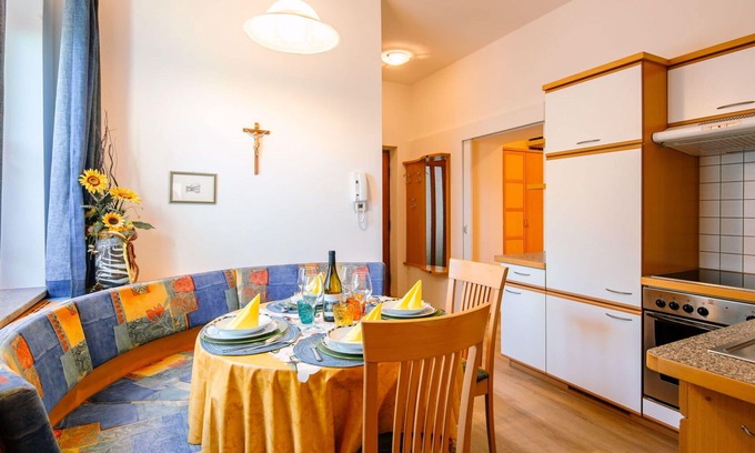Andriano Apartment | Nice apartment for 5 people with pool, WIFI, TV, patio and parking