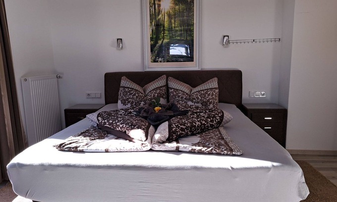Finkenberg Apartment | Nice apartment for 4 people with WIFI, TV, balcony and parking