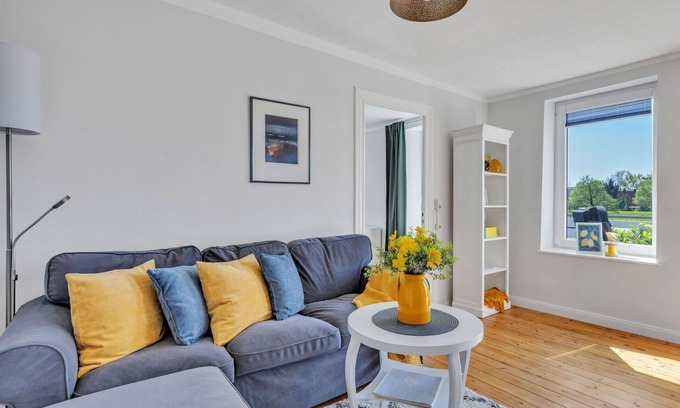 Osten Apartment | Nice apartment for 2 people with WIFI, TV and balcony