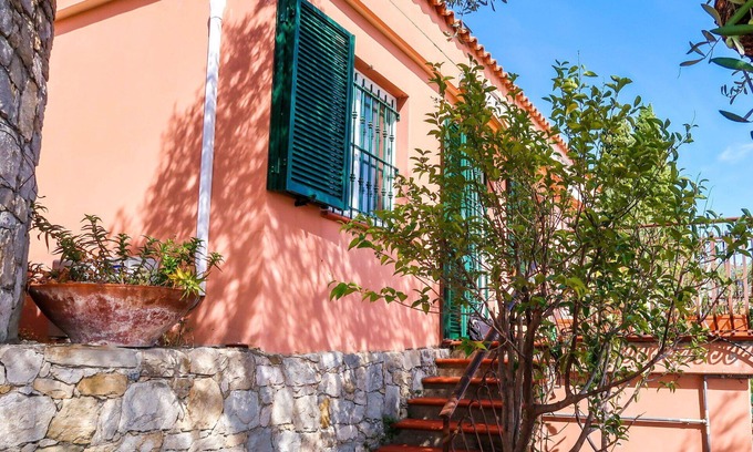Latte Apartment | Nice apartment for 4 guests with WIFI, A/C, TV, terrace and parking