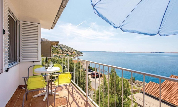 Baric Draga Apartment | Nice apartment in Lukovo Sugarje
