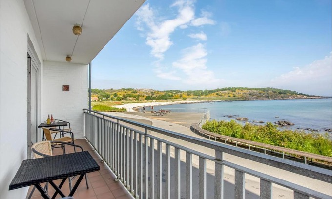 Sandvig Apartment | Nice Apartment In Allinge With Wifi