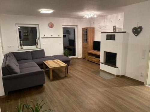 Himmelkron Apartment | Nice apartment in Himmelkron