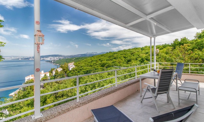 Kraljevica Apartment | Nice apartment in Kraljevica