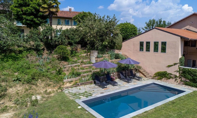 Cortazzone House | Nice apartment in villa for 3 people with pool, terrace, pets allowed and parking
