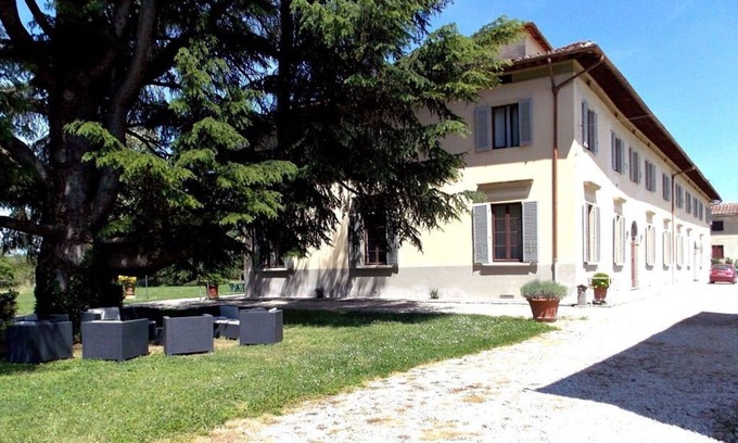 Scarperia e San Piero Villa | Nice apartment in villa for 2 people with WIFI, pool, TV, panoramic view and parking