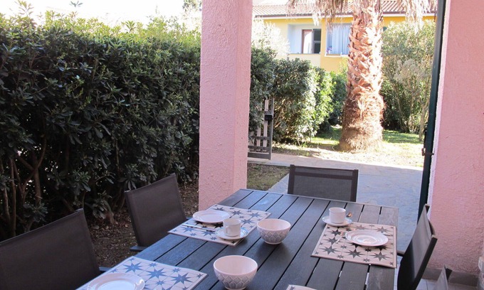 Ameglia House | Nice apartment in villa with WIFI, TV, terrace, pets allowed and parking, close to La Spezia