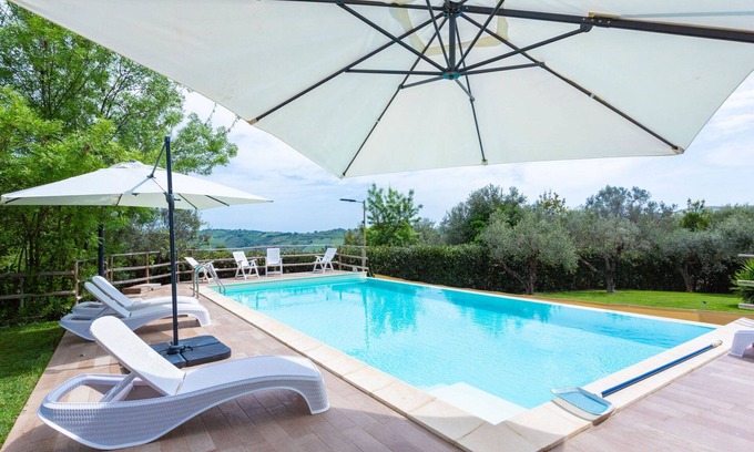 Casalbordino House | Nice apartment in villa for 6 people with pool, WIFI, TV and terrace