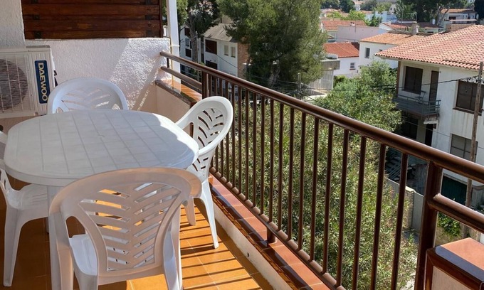 Comarruga Apartment | Nice apartment on the beach of Comarruga near Barcelona and Tarragona