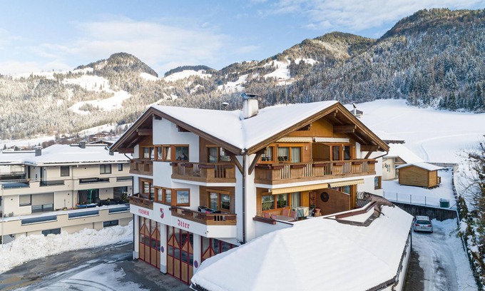 Itter Apartment | Nice appartment in Itter with terrace
