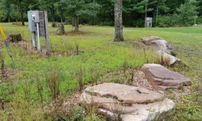 Neillsville RV Rental | Nice camp site located on the Riviera Resort