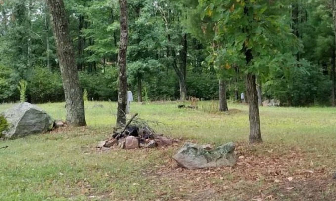 Neillsville RV Rental | Nice camp site located on the Riviera Resort