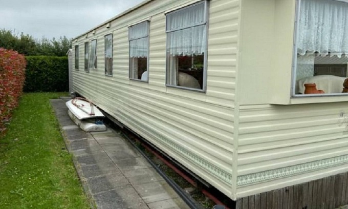 Auw House | Nice holiday home in Auw near lake
